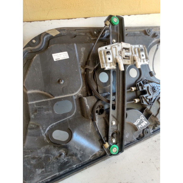 Máquina De Vidro Dianteira Direita Ford New Fiesta