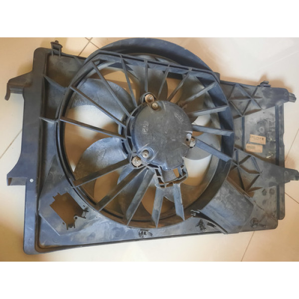 Ventoinha C/ Defletor Gm Meriva 03/12 8240382m12 C/ Ar 