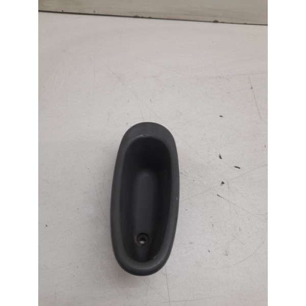 Moldura Puxador Interno Traseiro Esquerdo Renault Clio 2002 