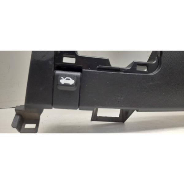 Moldura Inferior Volante Hb20 2014