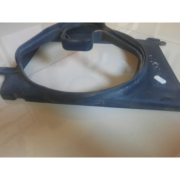 Defletor Radiador Chevrolet Corsa Classic 2006 S/ar 90410055