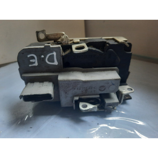 Fechadura Porta Dianteira Esquerda Peugeot 206 2007 