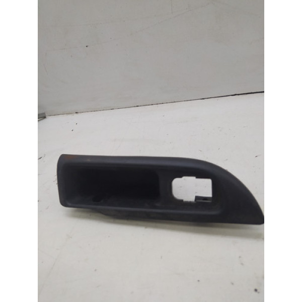 Moldura Botão Traseiro Direito Chevrolet Astra 1999 2005