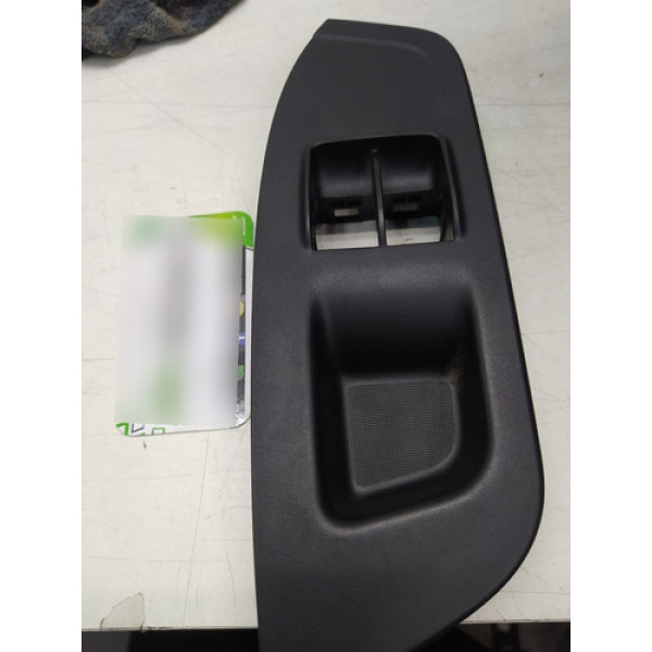 Moldura Vidro Elétrico Dianteiro Lado Esquerdo Fiat Argo 