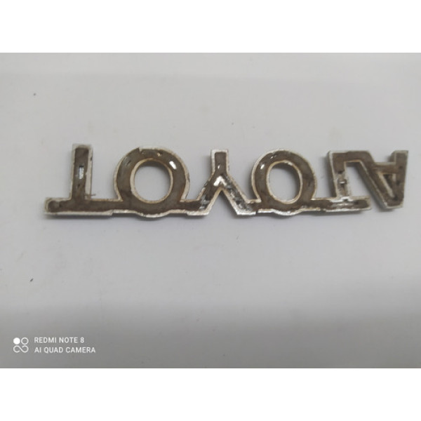 Emblema Letreiro Toyota
