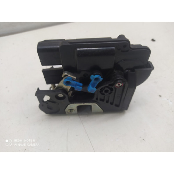 Fechadura Porta Dianteira Direita Hyundai Hb20 2015