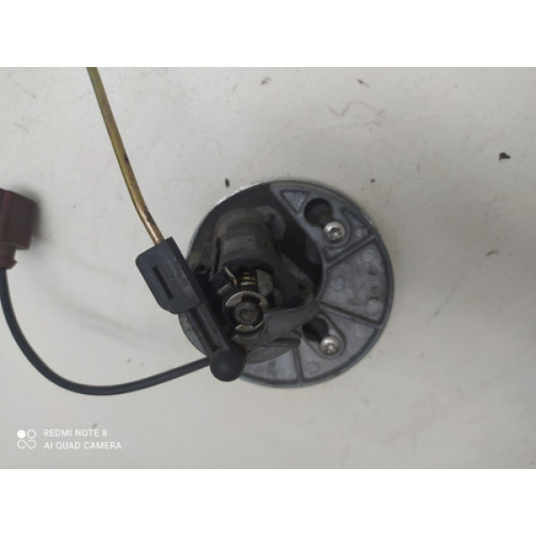 Emblema Miolo Fechadura Volkswagen Polo Sedan 13-14 