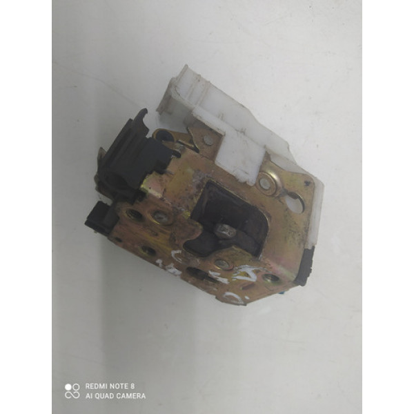 Fechadura Porta Dianteira Direita Celta 2010 Chevrolet 