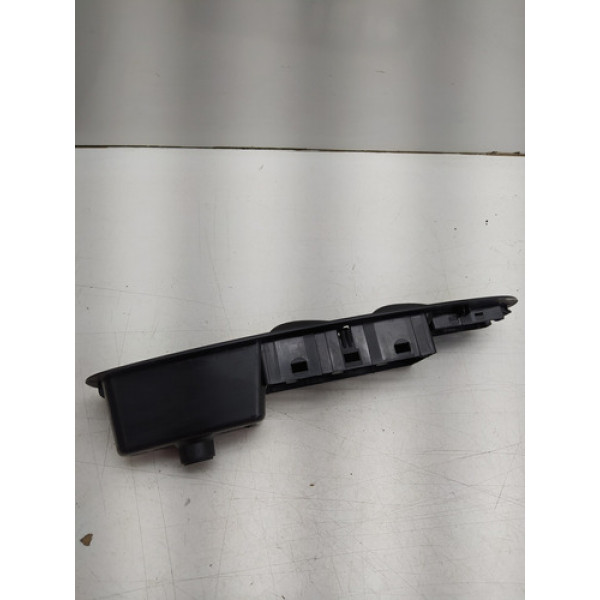 Moldura Comando Vidro Dianteiro Esquerdo Fiat Linea