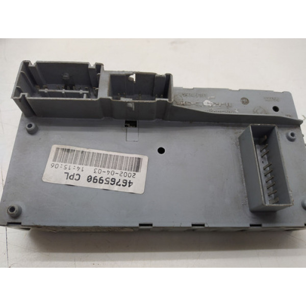 Caixa De Fusível Fiat Siena 46821170