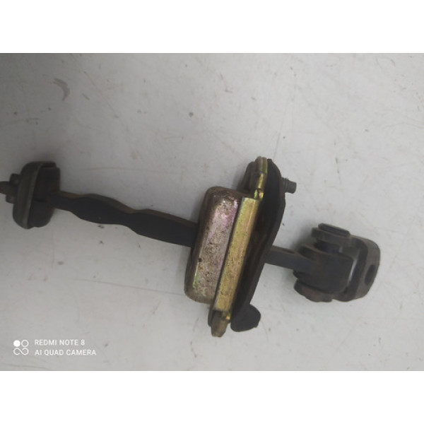 Limitador Porta Traseira Chevrolet Corsa 2007