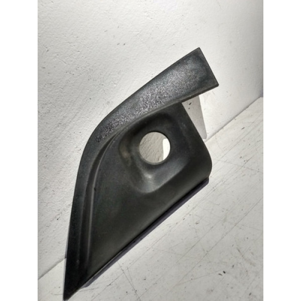 Moldura Interna Retrovisor Dianteiro Chevrolet Onix Esquerdo