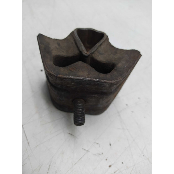 Coxim Motor Direito Volkswagen Vw Santana 2.0