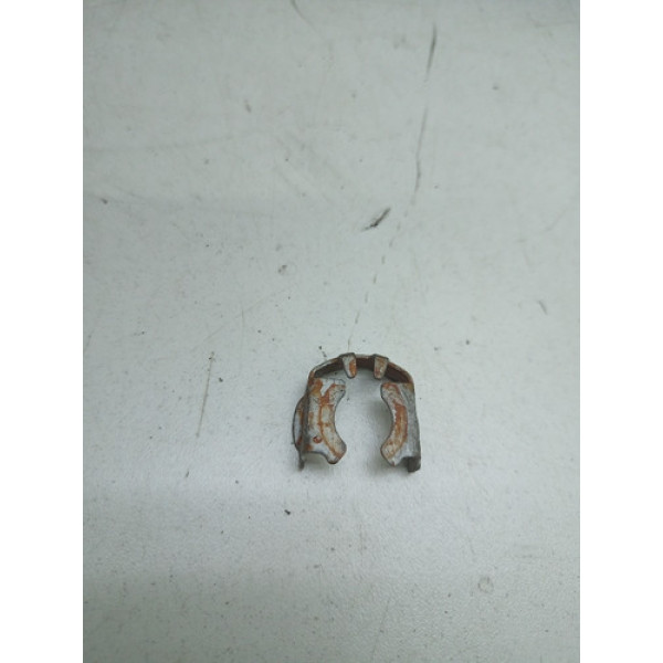 Trava Presilha Bico Injetor Chevrolet Celta 2001 2010