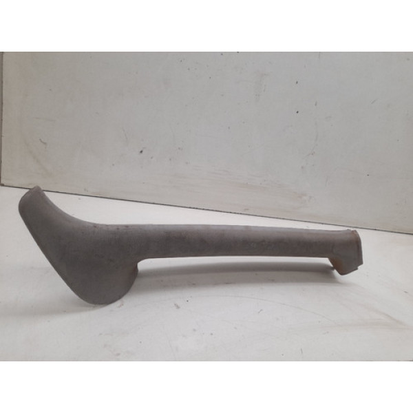 Moldura Coluna Traseira Esquerda Volkswagen Parati 2001 