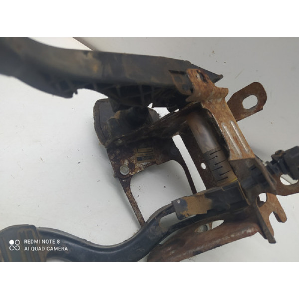Pedaleira Freio Embreagem Ford Courier 1.6 2000/2001