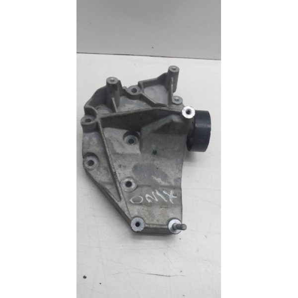 Suporte Compressor Ar Chevrolet Onix 2015 1.0 