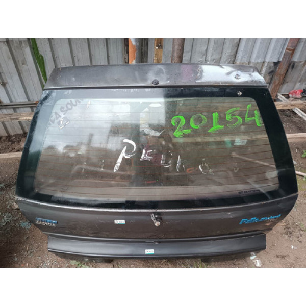 Tampa Traseira Fiat Palio Weekend 1997 Com Vidro  Detalhe