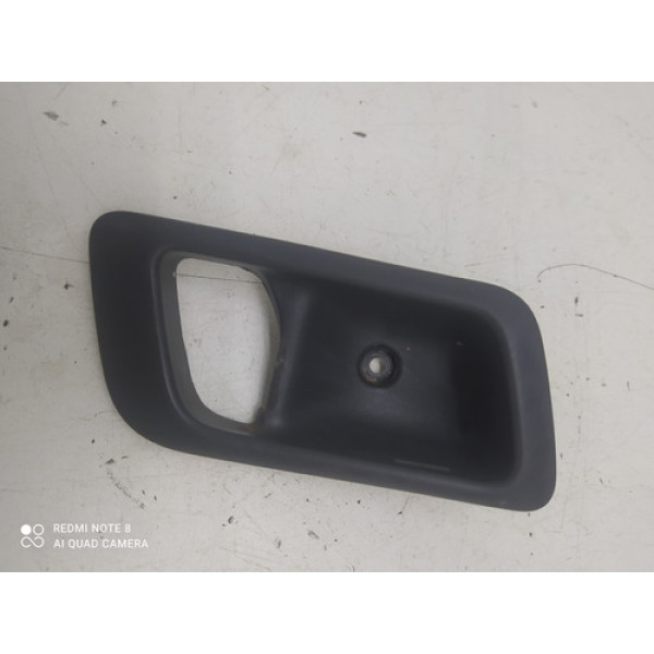 Moldura Maçaneta Interna Esquerda Fiat Strada 2018