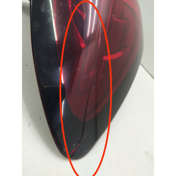 Lanterna Esquerda Renault Captur 2020 Detalhe