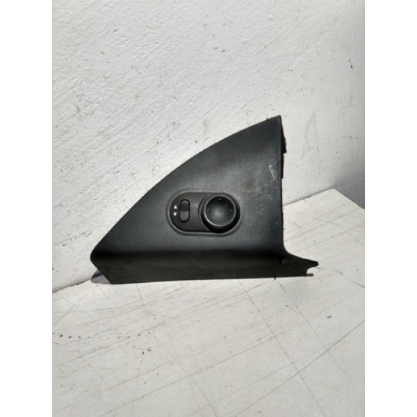 Moldura Com Botão Do Espelho Elétrico Agile