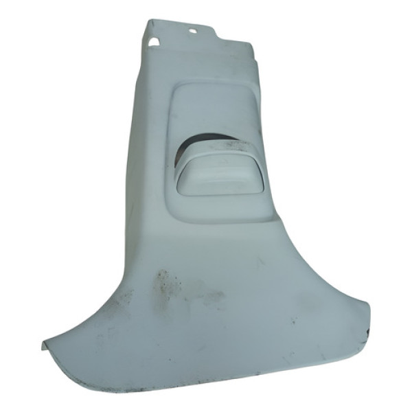 Acabamento Superior Central Direito Chevrolet Onix 2016 