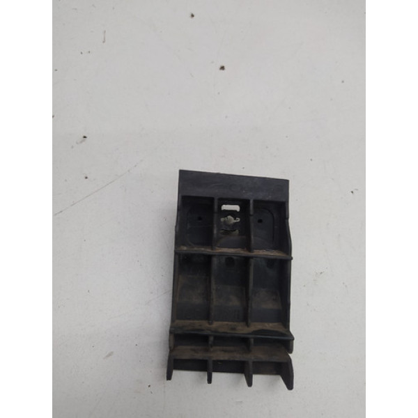 Guia Parachoque Dianteiro Direito Chevrolet Corsa 1996 2005