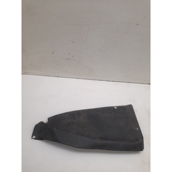 Capa Protetor Radiador Volkswagen Gol 2000 2006 Detalhe 