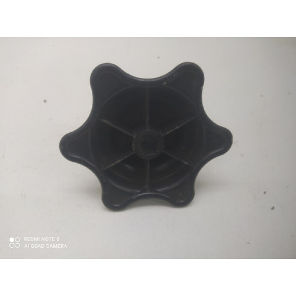 Fixador Estepe Ford Fiesta 2012