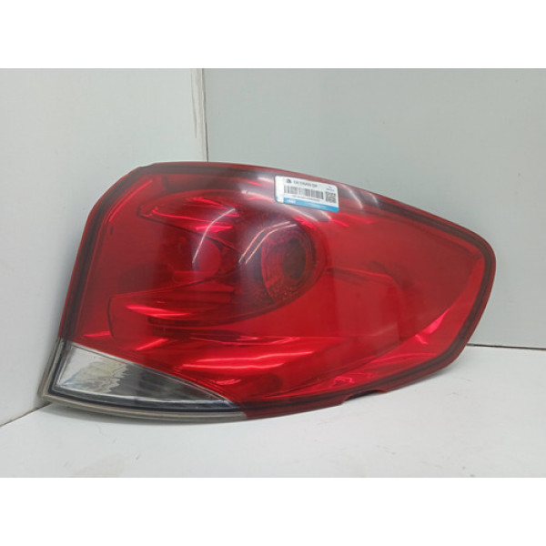 Lanterna Traseira Direita Fiat Palio Weekend 2008 Detalhe