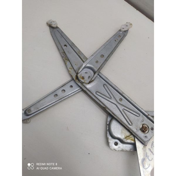 Máquina Vidro Manual Dianteira Direita Celta 2007  A 2012