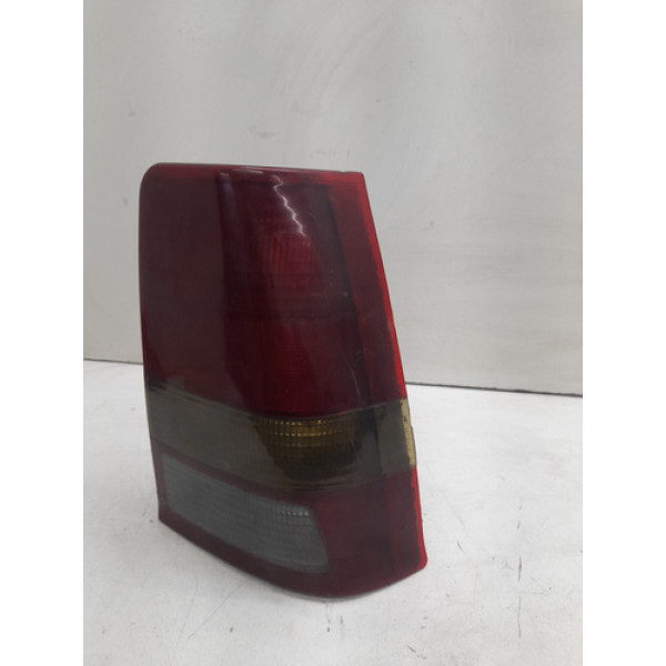 Lanterna Lado Direito Chevrolet Kadett 1989 Detalhe Paralelo