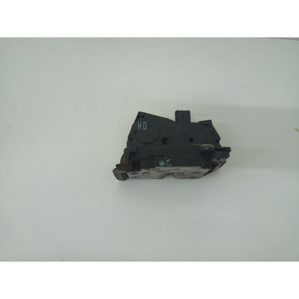 Fechadura Dianteira Direita Gm 13586746