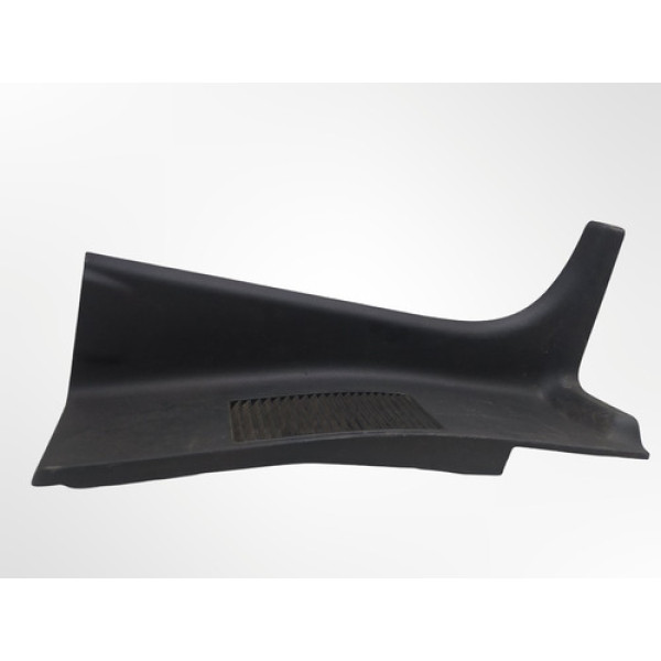 Moldura Lateral Lado Esquerdo Volkswagen Saveiro 2012 2016