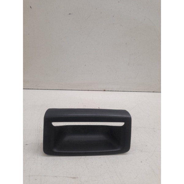 Acabamento Puxador Porta Volkswagen Amarok 2013 Detalhe 