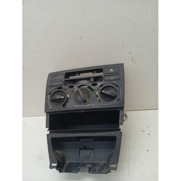 Moldura Comando Ar Central Painel Toyota Corolla 2003 A 2008