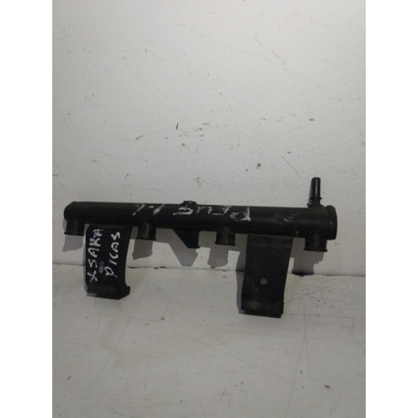 Flauta Combustível Bico Injetor Xsara Picasso 99 2.0 8v 