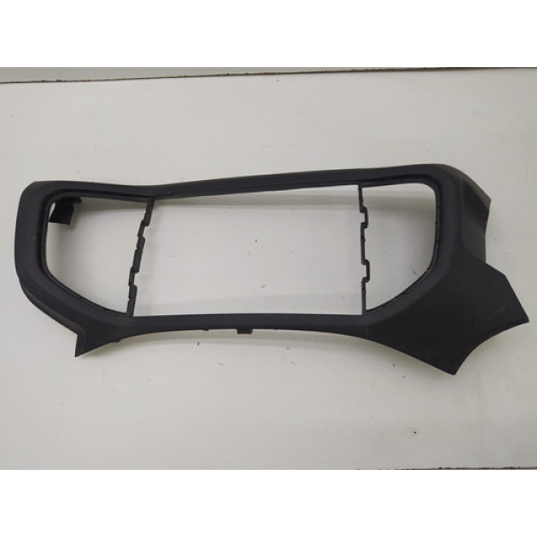 Moldura Painel Central Chevrolet Onix 2016 52096475