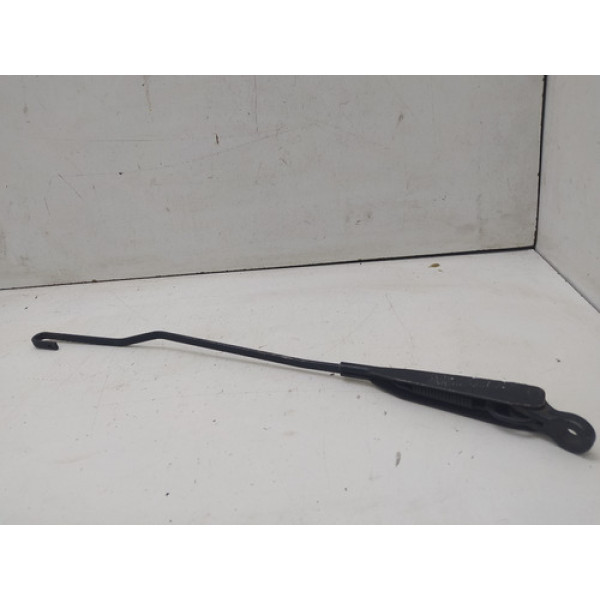 Braço Limpador Direito Chevrolet Corsa Celta 1994 2012