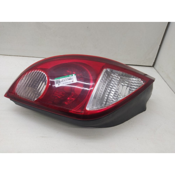 Lanterna Esquerdo Chevrolet Celta 2010 Avaria