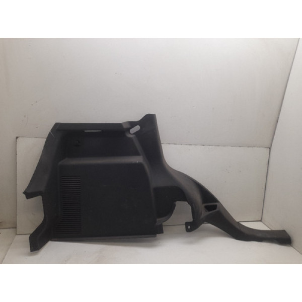 Forro Porta Malas Lateral Esquerdo Ford Ka 2020 Detalhe