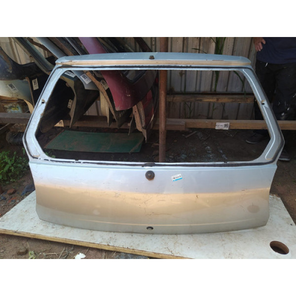 Tampa Traseira Fiat Palio Fire 2002