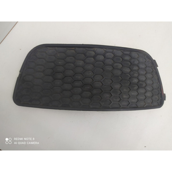 Grade Para-choque Dianteiro Lado Direito Fiat Palio Siena 