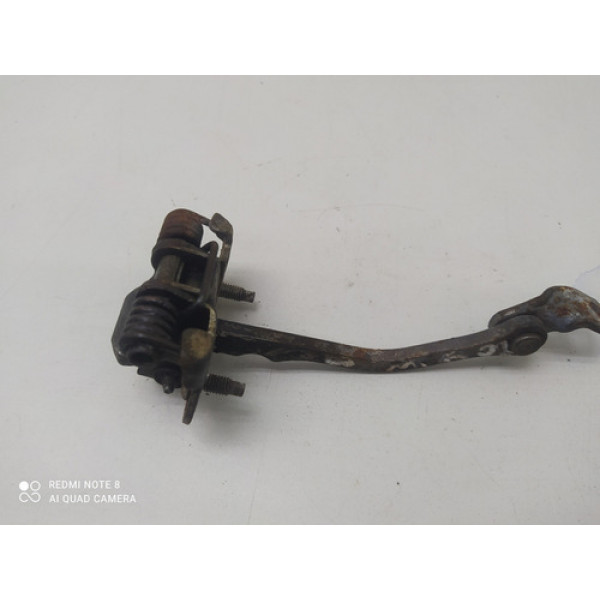 Limitador Porta Dianteira Renault Clio 4p 2001 Até 2016