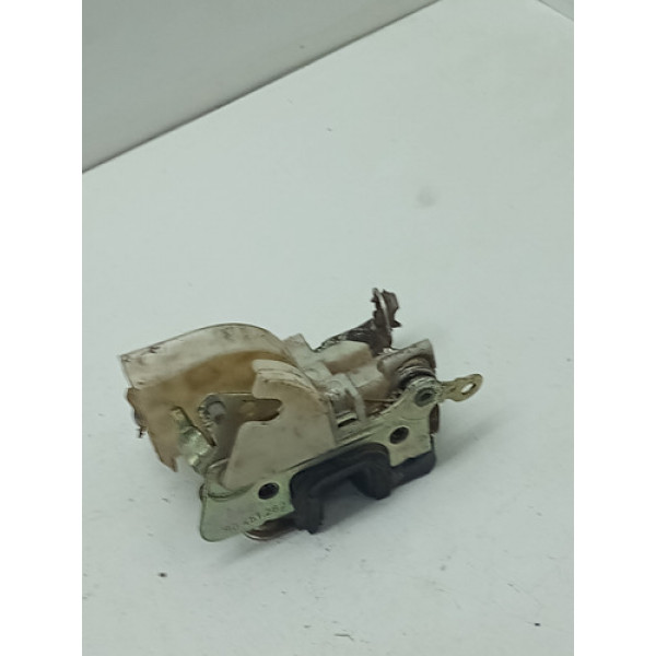 Fechadura Porta Dianteira Direita Gm Corsa 1997/2000 4porta