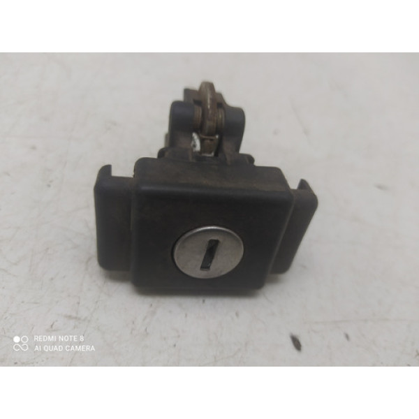 Fecho Trava Porta Luvas Kadett 1989-1994 Chevette 1973-1993