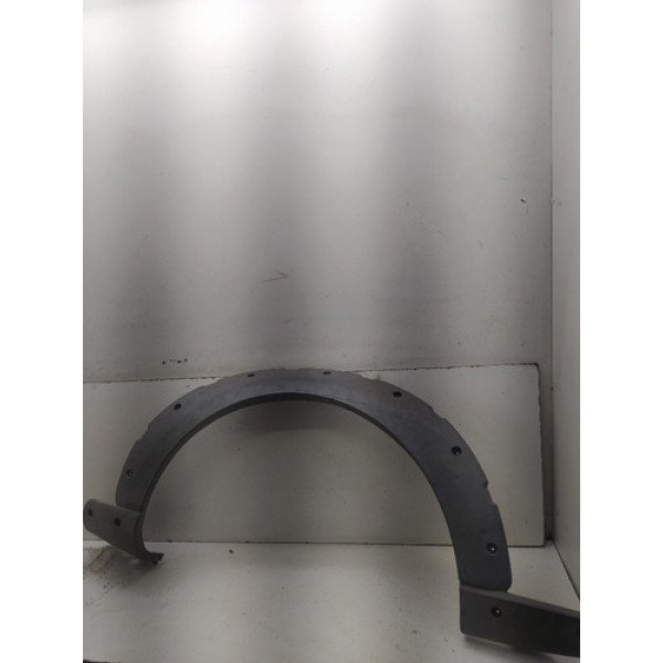 Moldura Paralama Esquerda Fiat Strada 2013 2019 Avaria