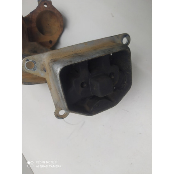 Suporte Com Coxim Lado Passageiro Celta Prisma 
