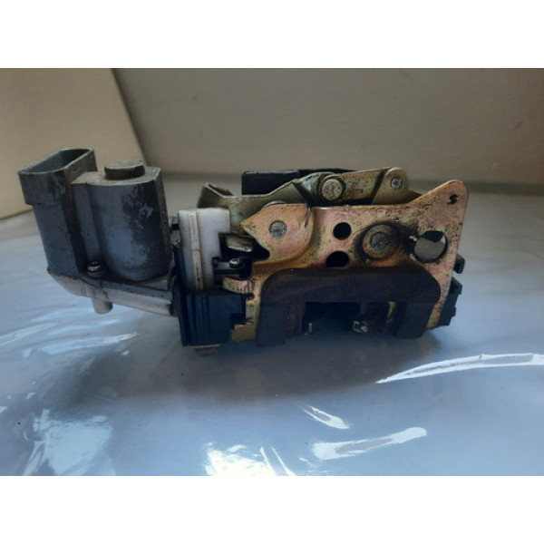 Fechadura Traseira Direita Fiat Palio 2010