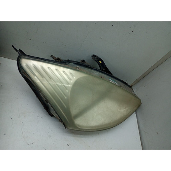 Farol Lado Direito Ford Focus 1998 2003 